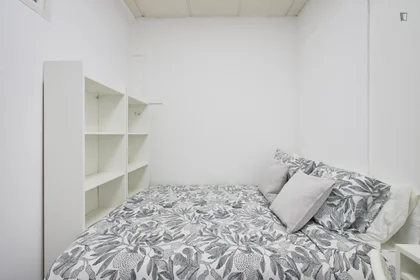 Chambre privée à Avenida Elias Garcia, image 5 de 44
