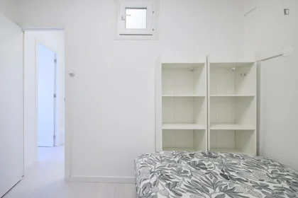 Chambre privée à Avenida Elias Garcia, image 7 de 44