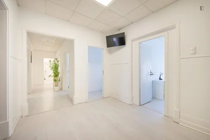 Chambre privée à Avenida Elias Garcia, image 10 de 42