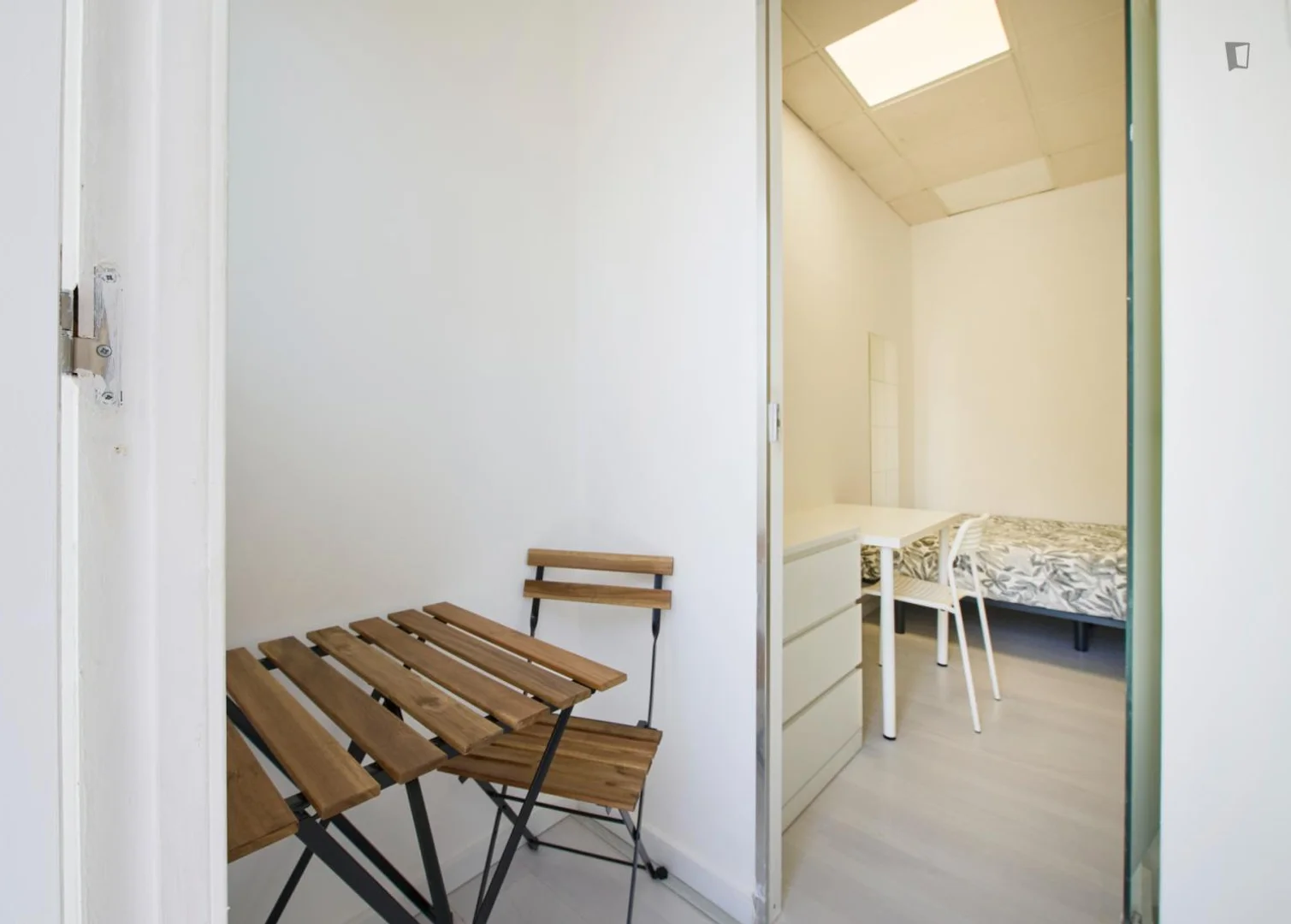 Chambre d'étudiant confortable et spacieuse dans 