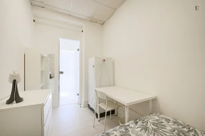Chambre privée à Avenida Elias Garcia, image 9 de 45