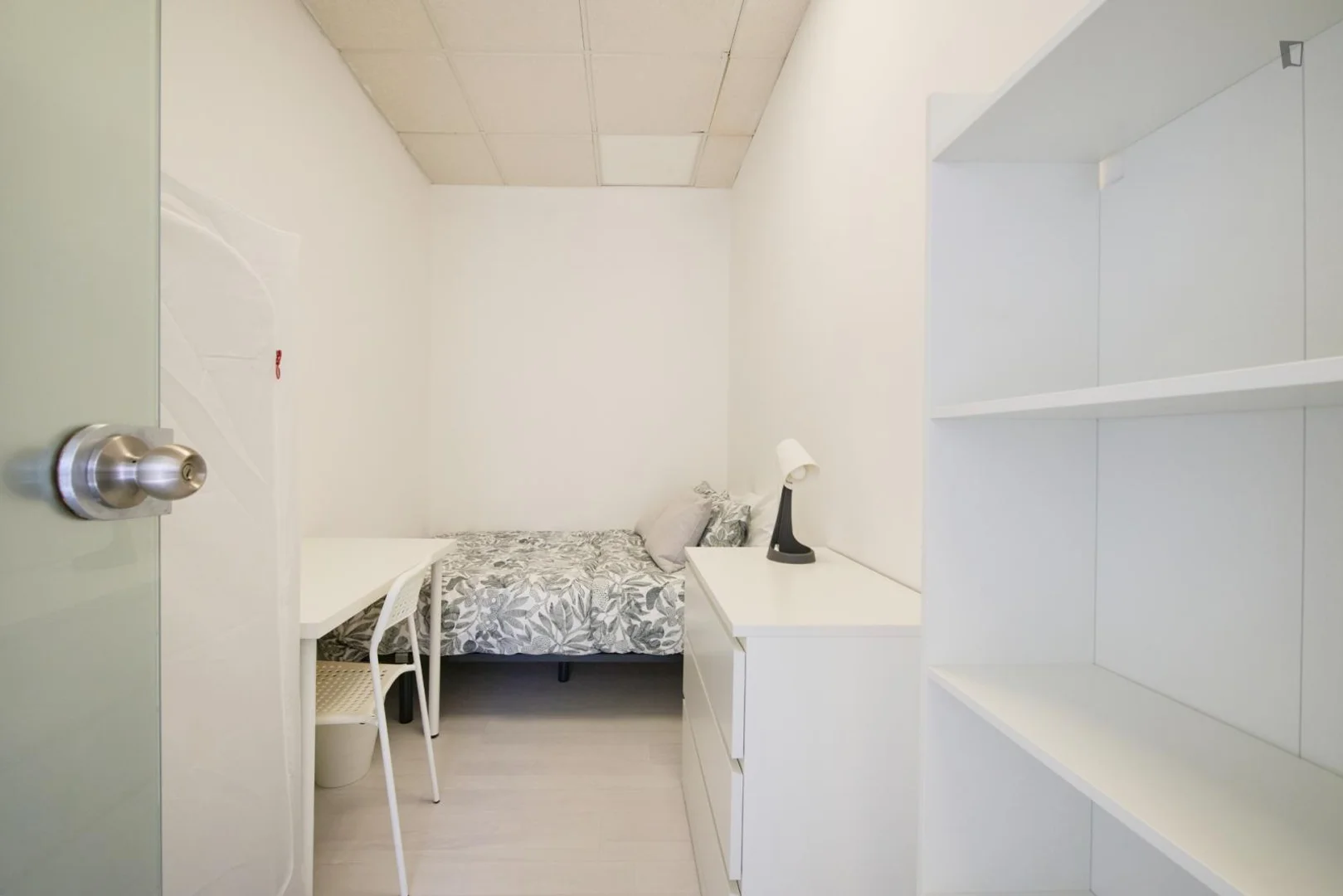 Chambre d'étudiant bon marché à proximité du campus dans 