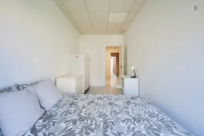 Privatzimmer in der Avenida Elias Garcia, bild 4 von 40