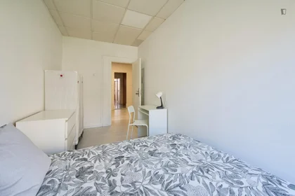 Privatzimmer in der Avenida Elias Garcia, bild 5 von 40