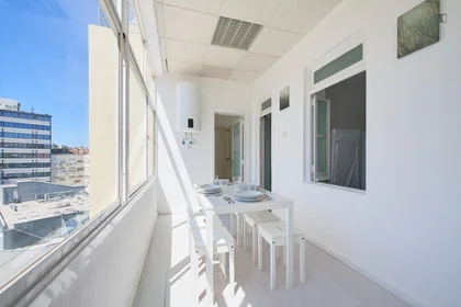 Chambre privée à Avenida Elias Garcia, image 18 de 43