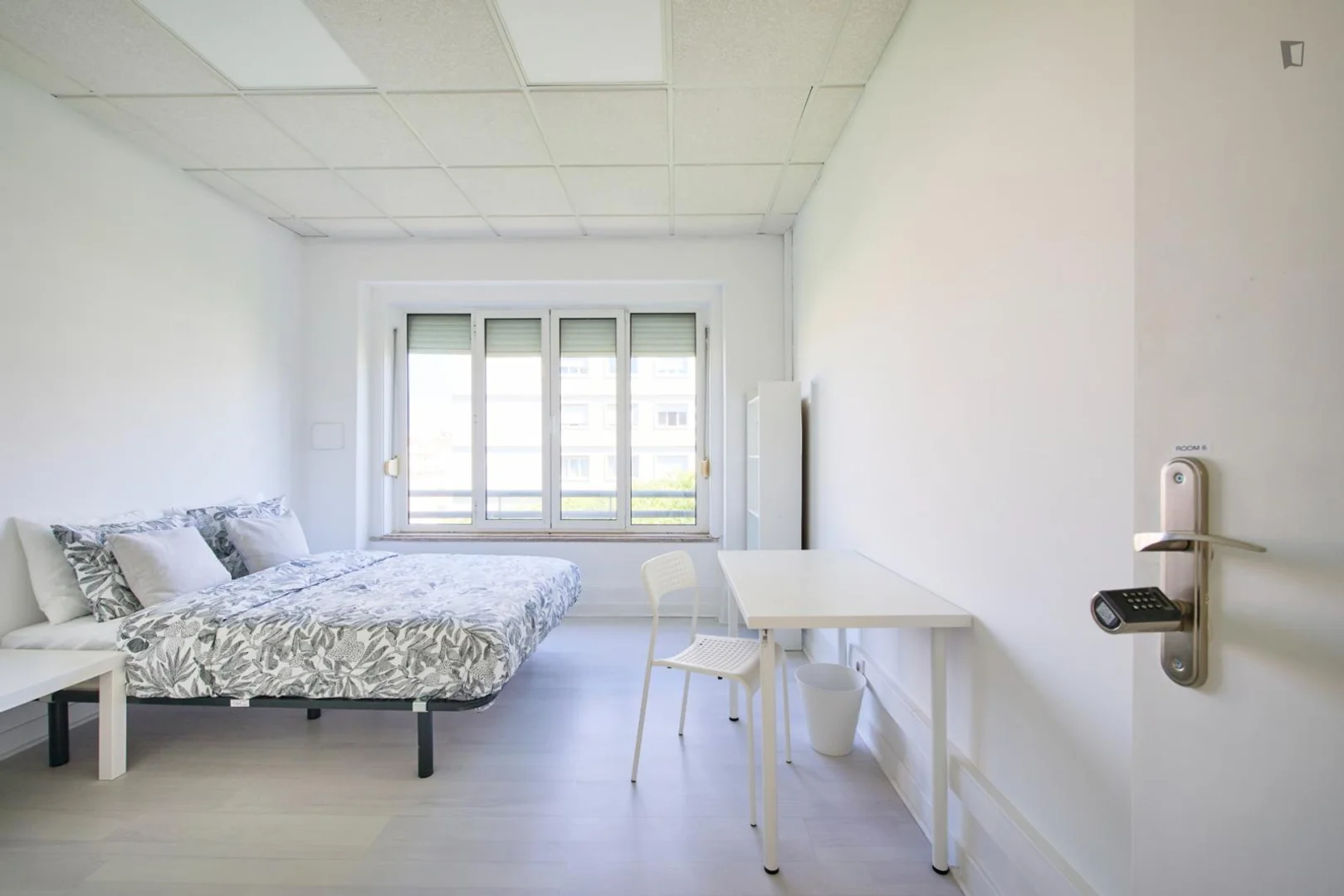 Chambre à louer dans un appartement d'étudiant à , entièrement meublée