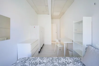 Privatzimmer in der Avenida Elias Garcia, bild 9 von 44