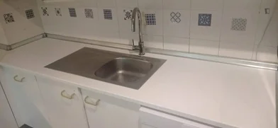 Stanza privata in calle Playa de Sitges, immagine 16 di 24