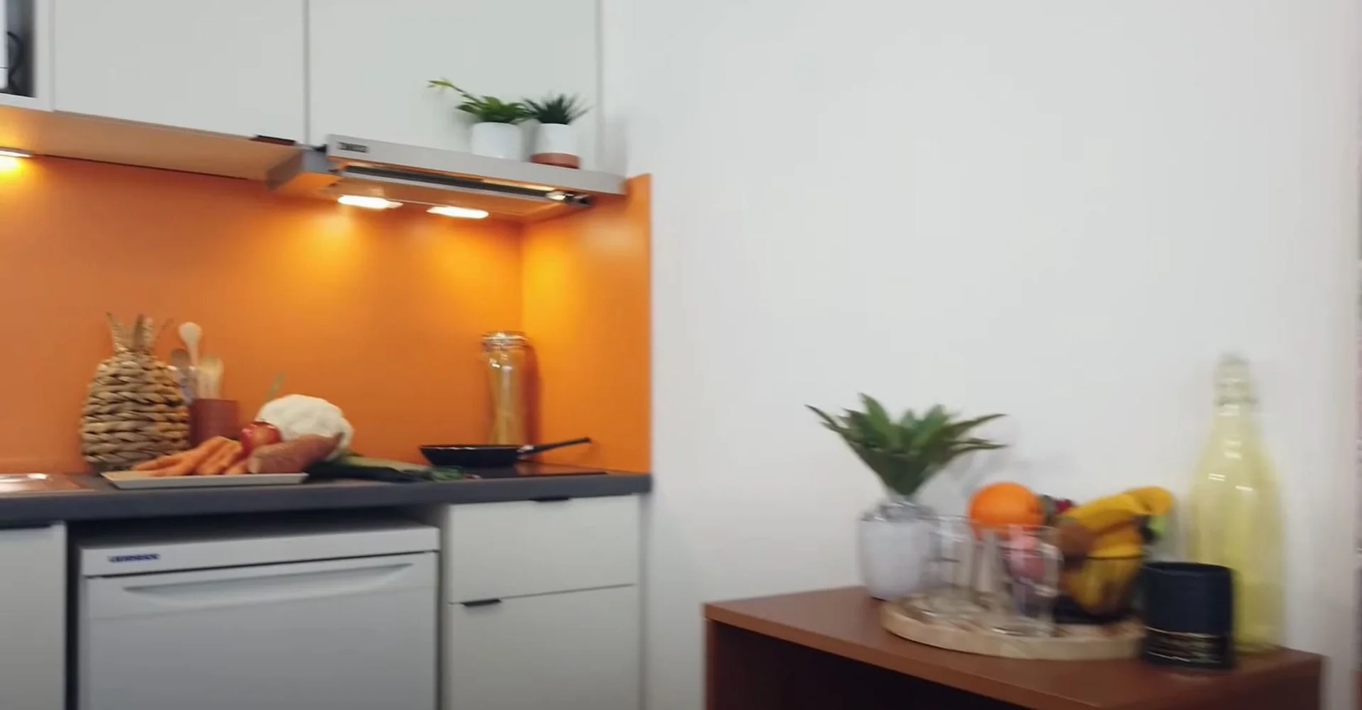 Student-friendly room in  with modern amenities