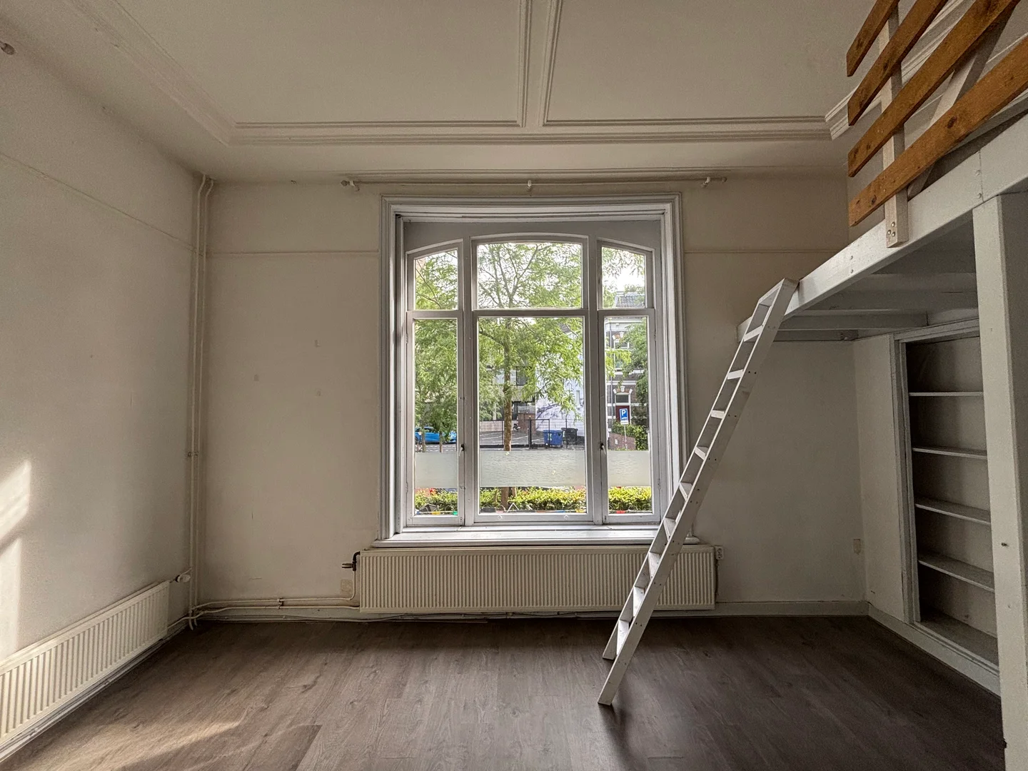 Cozy room for students available in 