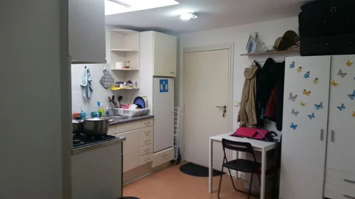 Studio at Lijnbaanstraat, image 2 of 4