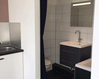 Studio at Roemeensestraat, image 9 of 10