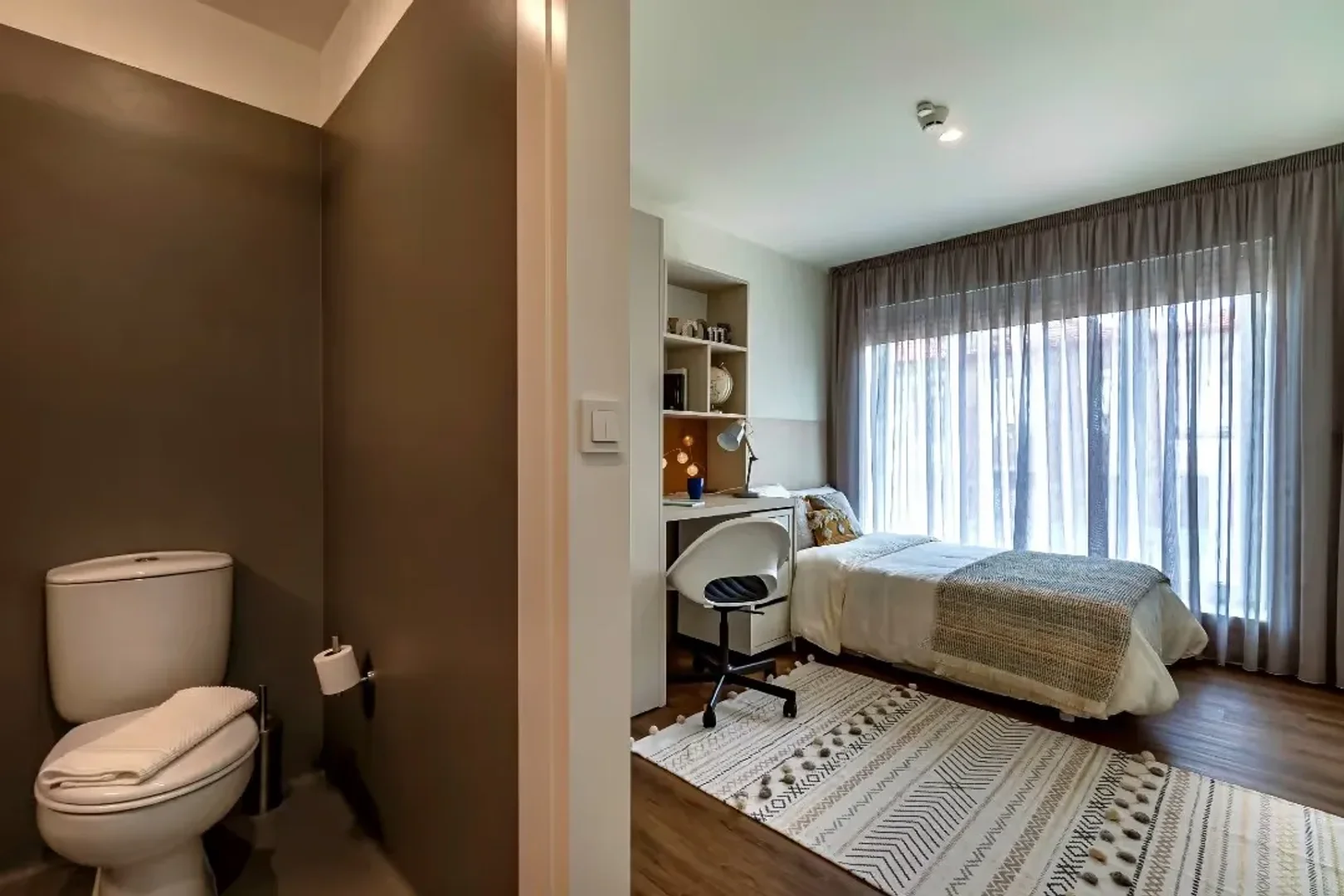 Estudio compacto ideal para estudiantes en 