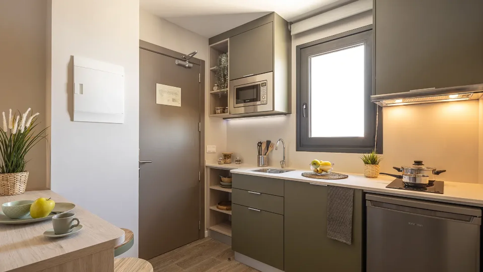Habitación en apartamento estudiantil en alquiler en , completamente amueblado