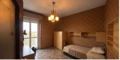 Chambre privée à Viale Omero, Lodi-Corvetto, image 1 de 9