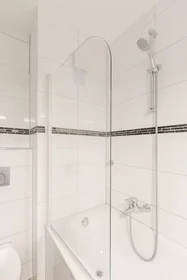 Privatzimmer in der Werstener Dorfstraße, Stadtbezirk 9, bild 6 von 10