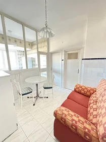 Chambre privée à Paseo de Zorrilla, Campo Grande, image 3 de 8