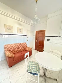 Chambre privée à Paseo de Zorrilla, Campo Grande, image 4 de 8
