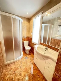 Chambre privée à Paseo de Zorrilla, Campo Grande, image 5 de 8