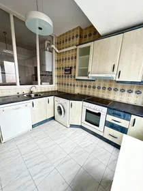 Chambre privée à Paseo de Zorrilla, Campo Grande, image 7 de 8