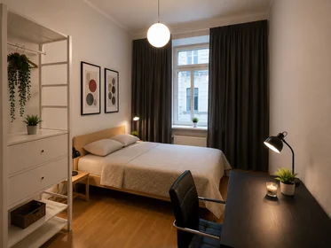Quarto privado em Skolas iela, Centrs, imagem 1 de 10