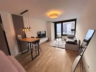 Logement entier à Genter Straße, Innenstadt, image 1 de 10