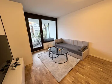Apartamento inteiro em Genter Straße, Innenstadt, imagem 6 de 10