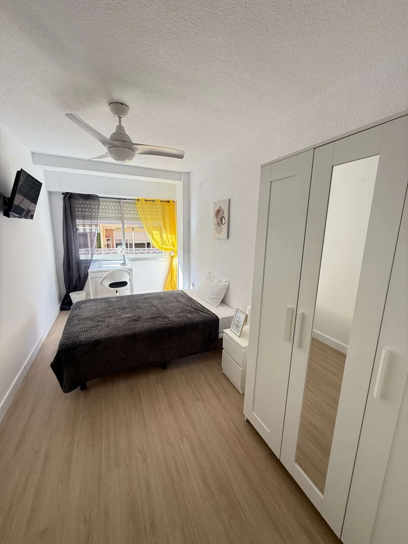 Studentenfreundliches Zimmer in  mit modernen Annehmlichkeiten