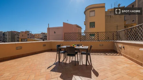 Apartamento inteiro em Via Eleonora D'Arborea, imagem 18 de 19