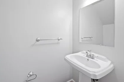 Chambre privée à 20001, image 2 de 49