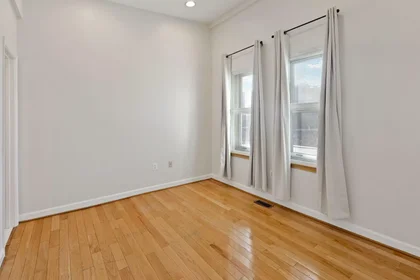 Chambre privée à 20001, image 46 de 49