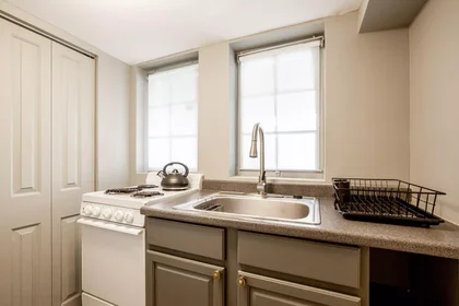 Private room at 20001, image 37 of 49