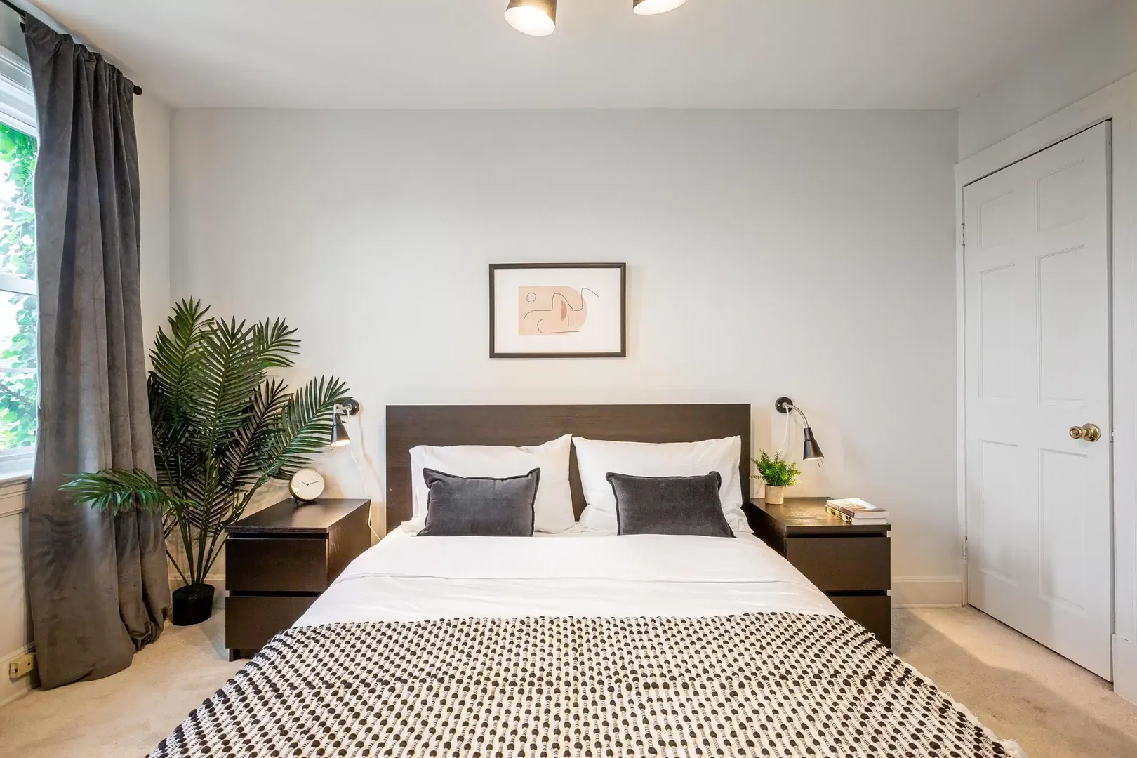 Comfortable and spacious student room in 