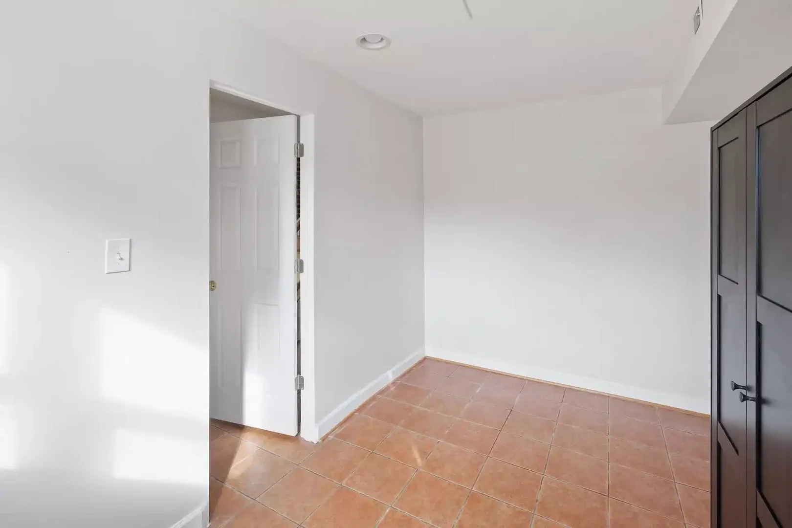 Chambre d'étudiant économique avec emplacement pratique dans 