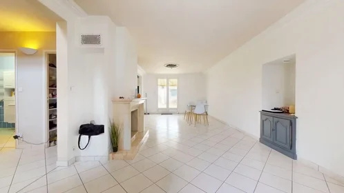 Privatzimmer in der Rue Barra, Les Hauts de Saint-Aubin, bild 9 von 10
