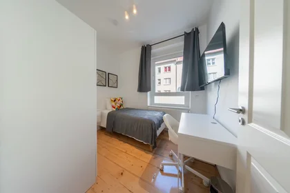 Quarto privado em Nauheimer Straße, Frankfurt am Main-Innenstadt II, imagem 1 de 10