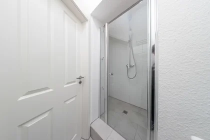 Stanza privata in Nauheimer Straße, Frankfurt am Main-Innenstadt II, immagine 9 di 10