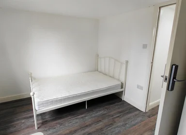 Paylaşımlı oda Ikamet yerinde konumu 5 Wesley Cl, London SE17 3AU, UK, 1 39 görüntüsü