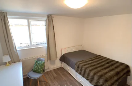 Paylaşımlı oda Ikamet yerinde konumu 5 Wesley Cl, London SE17 3AU, UK, 12 39 görüntüsü