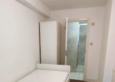Paylaşımlı oda Ikamet yerinde konumu 5 Wesley Cl, London SE17 3AU, UK, 15 39 görüntüsü