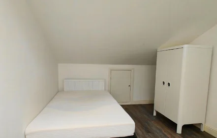 Paylaşımlı oda Ikamet yerinde konumu 5 Wesley Cl, London SE17 3AU, UK, 32 39 görüntüsü
