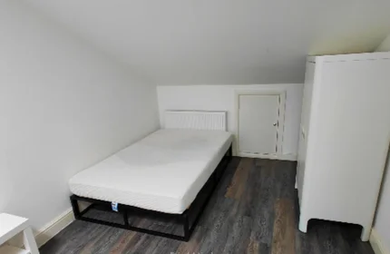 Paylaşımlı oda Ikamet yerinde konumu 5 Wesley Cl, London SE17 3AU, UK, 10 39 görüntüsü