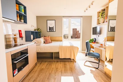 Quarto privado em residência em 1 Lisbon St, Leeds LS1 4GG, United Kingdom, imagem 19 de 37