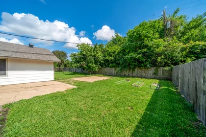Dairenin tamamı Ikamet yerinde konumu Street, TX, Houston, United States, 77033, 19 23 görüntüsü