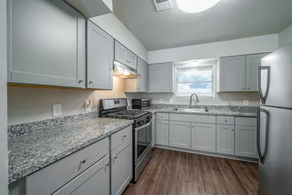 Dairenin tamamı Ikamet yerinde konumu Street, TX, Houston, United States, 77033, 9 23 görüntüsü