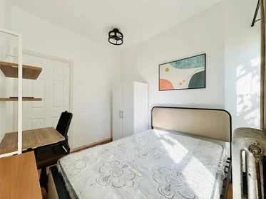 Apartamento inteiro em residência em 72 Van Buren Street,  3, Bedford-Stuyvesant, New York, NY, 11221, imagem 7 de 13