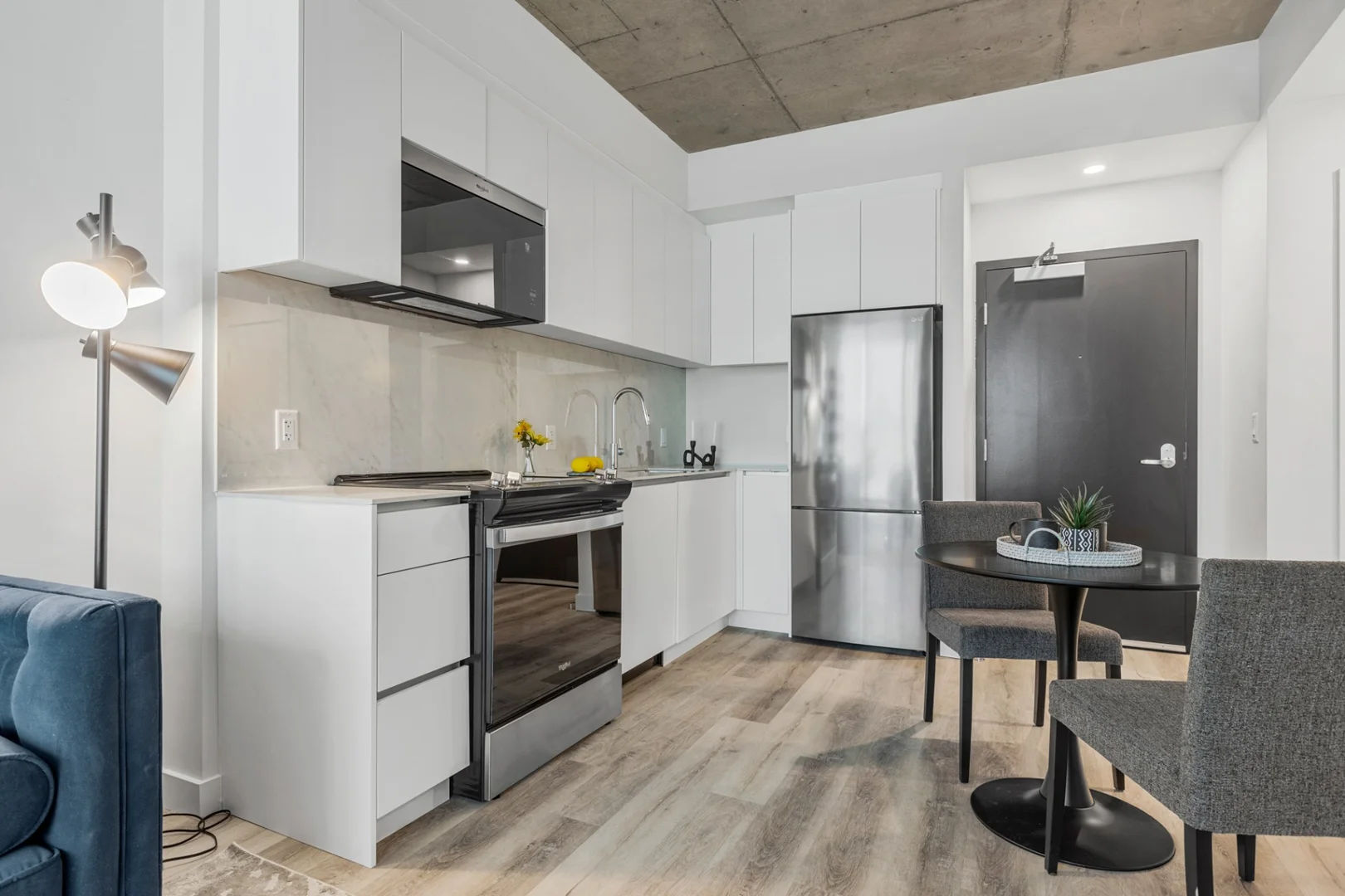 Chambre confortable pour étudiants disponible dans 