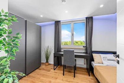 Private room at Quiddestraße, Ramersdorf-Perlach, image 1 of 9