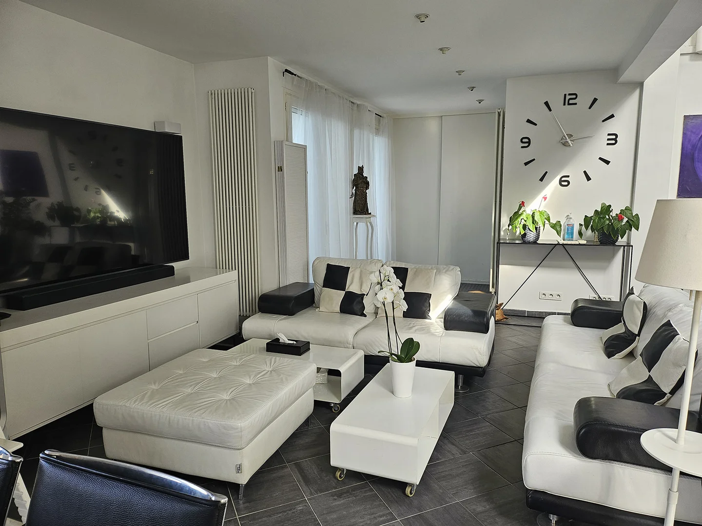 Chambre d'étudiant confortable et spacieuse dans 