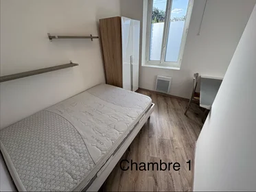 Quarto privado em Rue Henri Carette, imagem 15 de 20